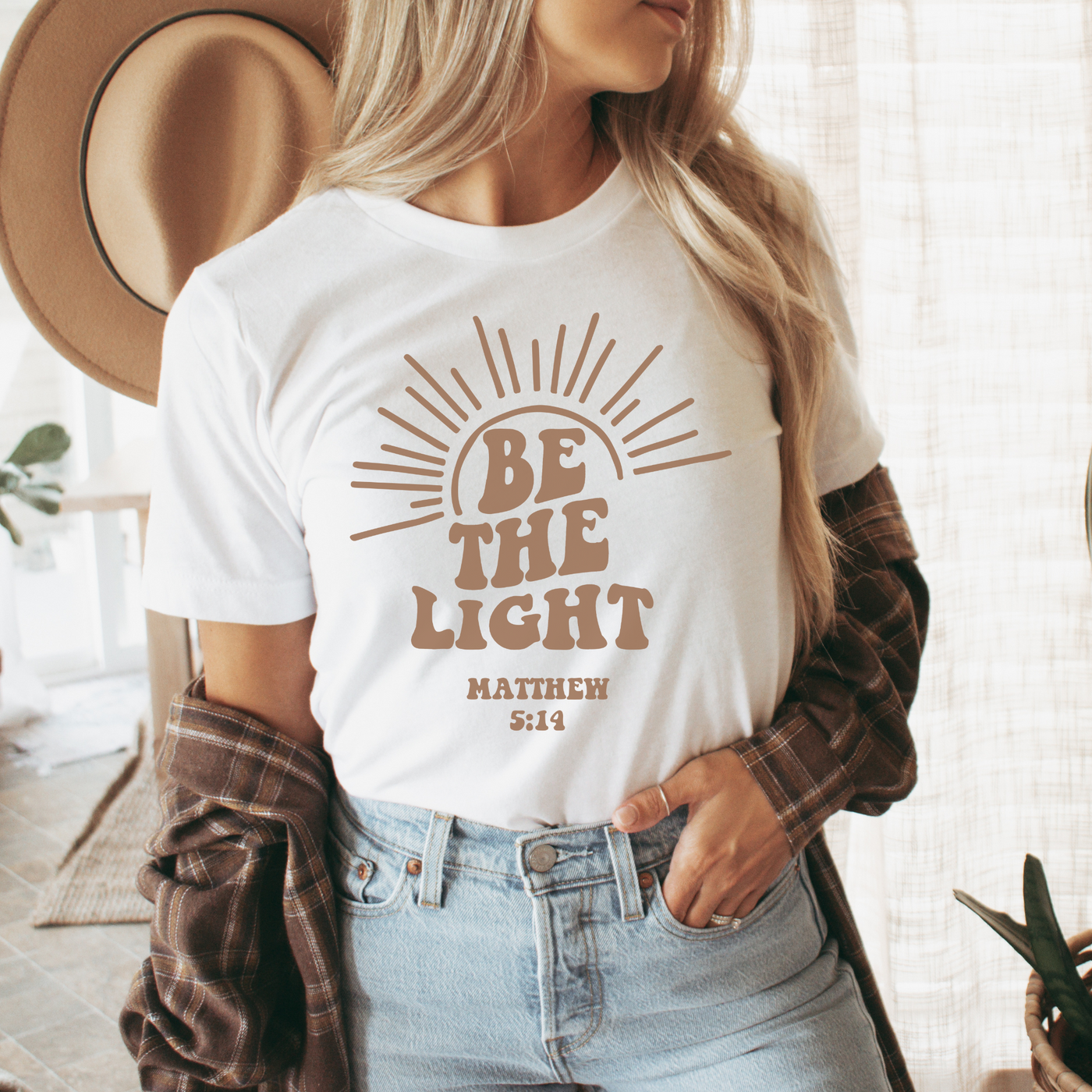 Be The Light Graphic Tee - White