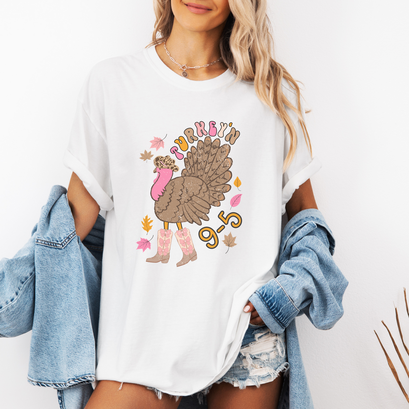 Turkey'n 9-5 Thanksgiving Graphic Tee - White