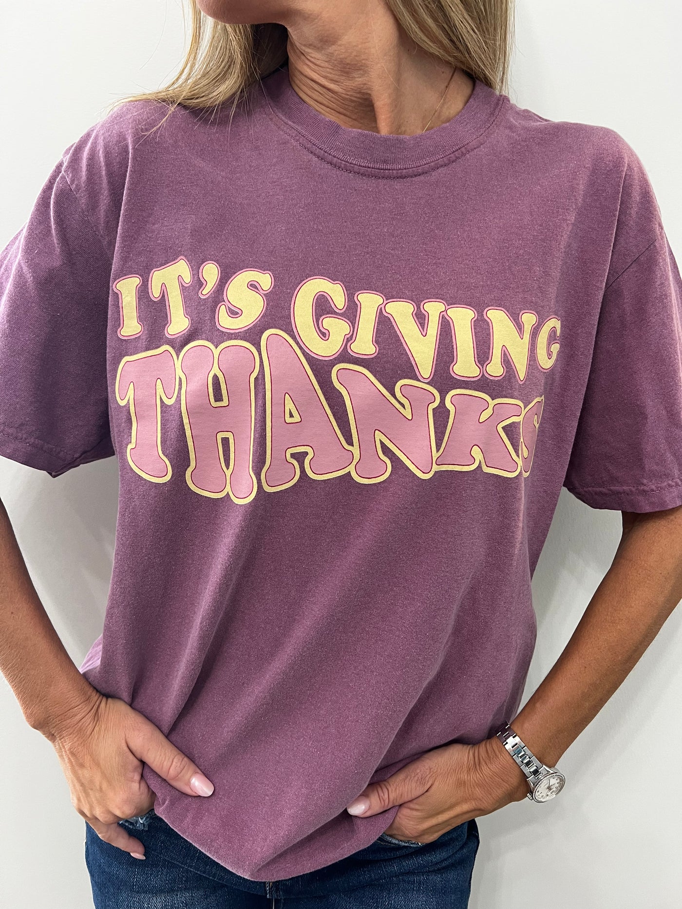 It's Giving Thanks Graphic Tee