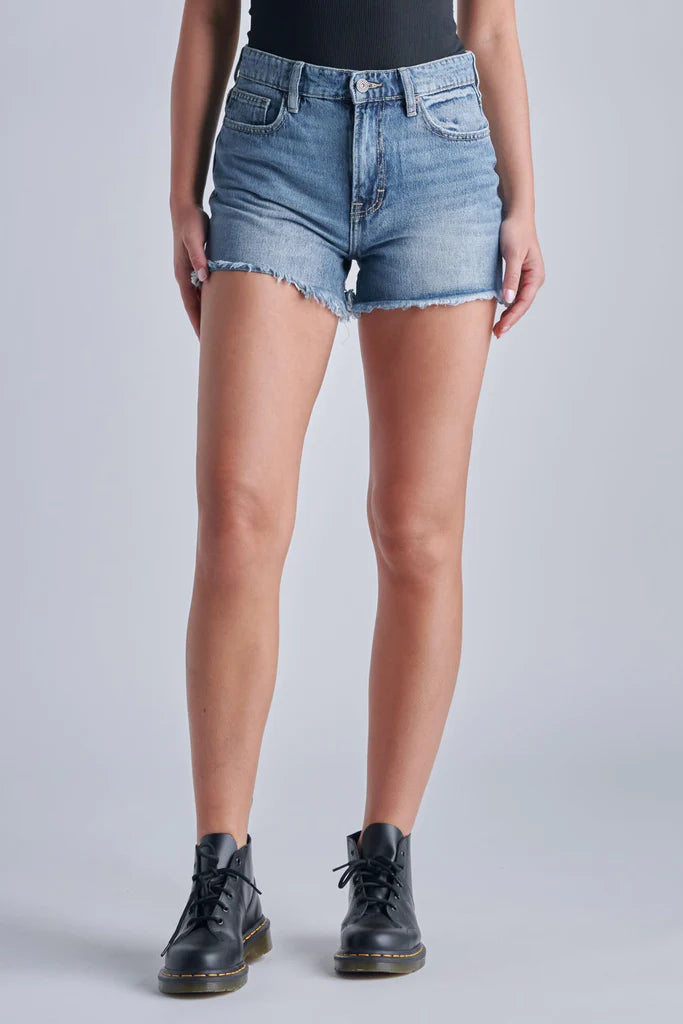 Riley High Rise Boyfriend Shorts - Medium Wash