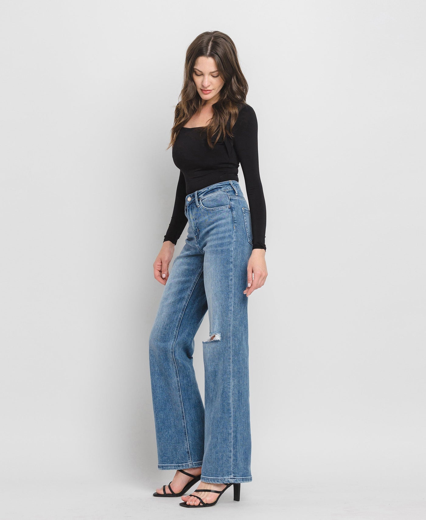 Leslie Super High Rise 90's Vintage Flare Jeans - Vervet