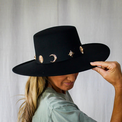 Stargazer Western Wide Brim Hat - Black{Lucca}